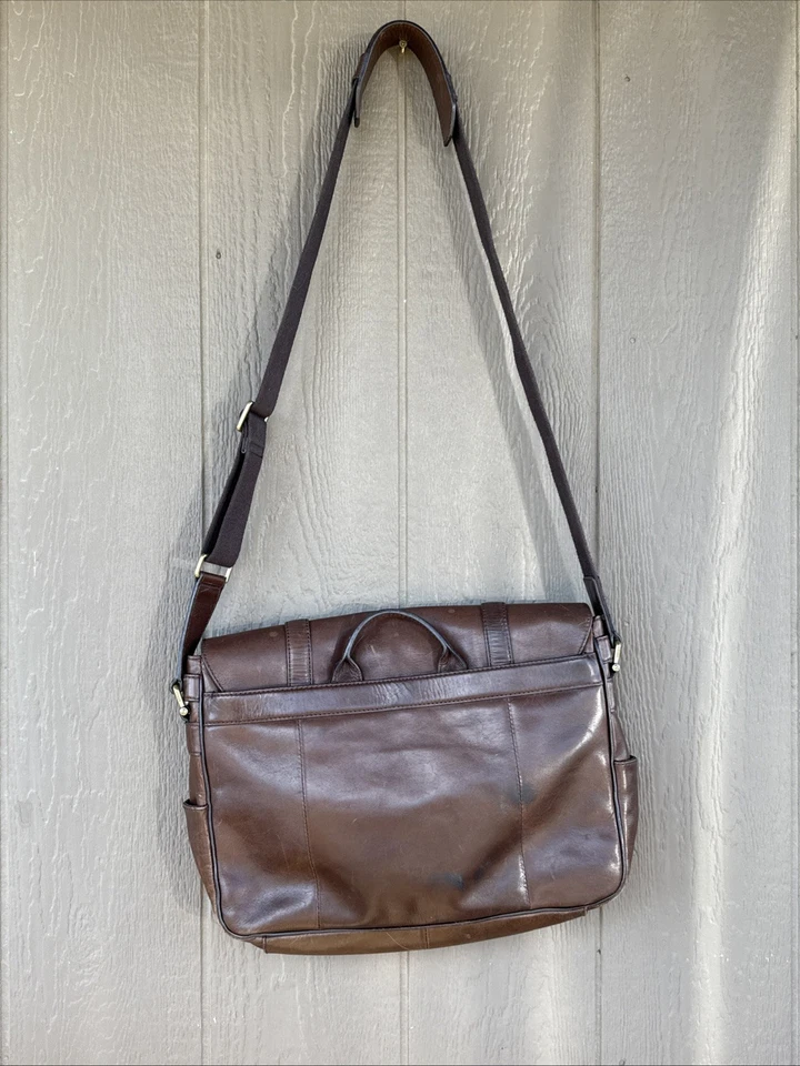 Fossil Brown Leather Messenger Bag Briefcase Laptop Crossbody Pushlock Closure - Image 3 of 4