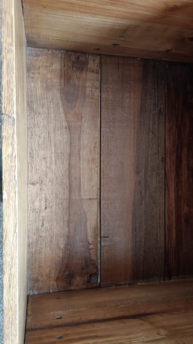 Solid oak DFS coffee table with drawers. - Picture 7 of 8