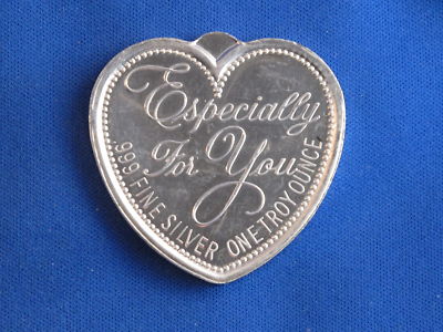 ベラルーシ 2010年 20ルーブル 銀貨 「My Heart LOVE」 猫好き必見 キュート 2011 ベラルーシ 猫 銀貨『 My Love 』20ルーブル