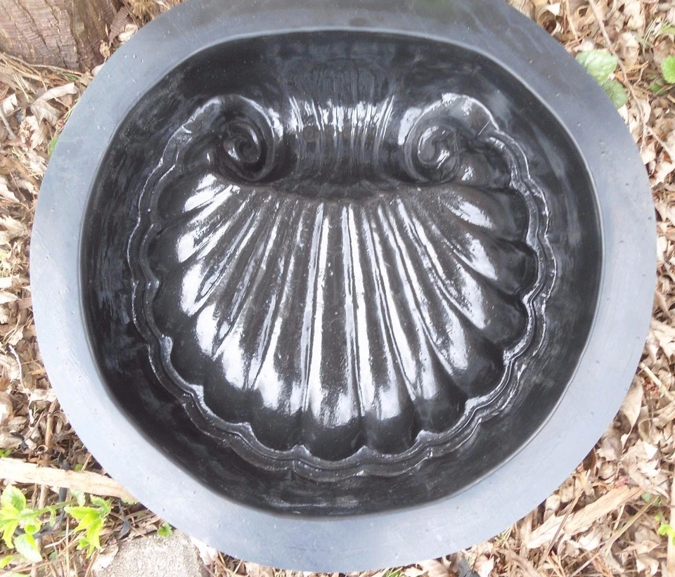 Plastic Shell Birdbath Mold Plaster Concrete bird feeder Mould 13" x 12" x 3.5" - Image 3 of 4