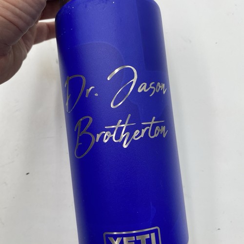 YETI Rambler 26 oz Bottle Offshore Blue Plug Cap Shows Wear SEE ALL PICS Engrave - Picture 3 of 16