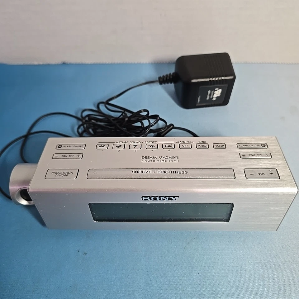 Sony Dream Machine ICF-C717PJ Alarm Clock AM/FM Radio with projector - Image 2 of 4