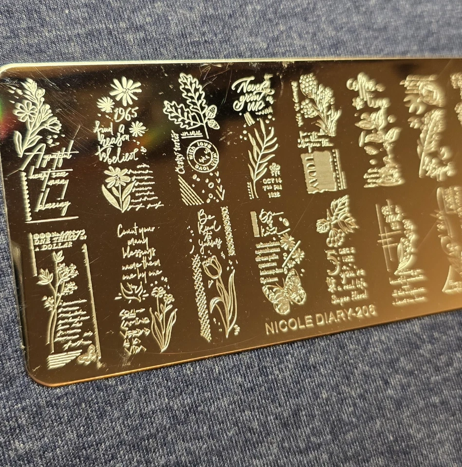 Nicole Diary 206 Plato de sello de uñas Café Amor propio Empoderamiento Vibtage años 80 90 Foto 3 de 4