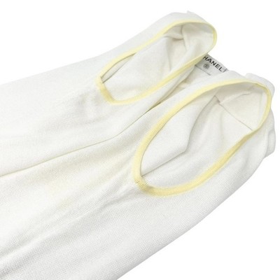 CHANEL Vintage 00S CC Logo Knit Tank Top #42 Sleeveless White