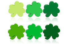 6 Pcs Wood Shamrock Decor, 3.03 x 3.14 Inches St Patricks Day Decor Tiered Tray