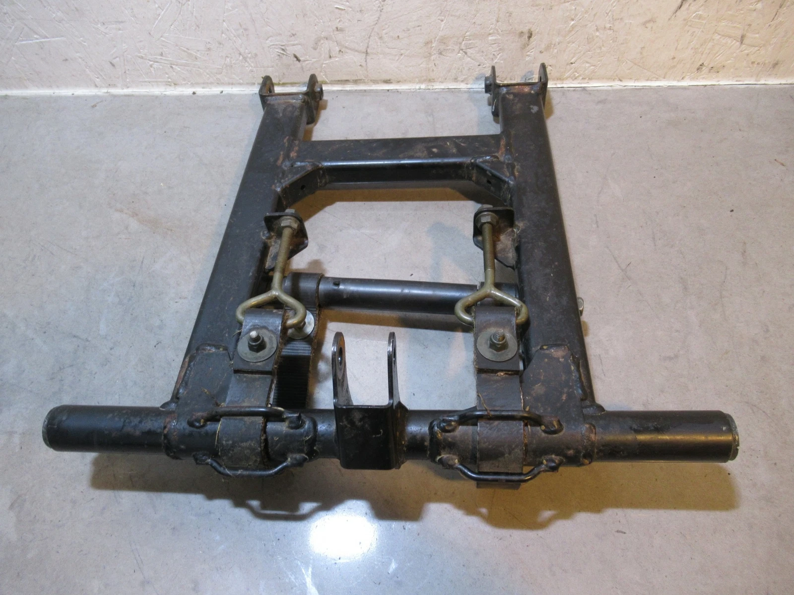 Yamaha SX Viper 700 Front Arm 2003