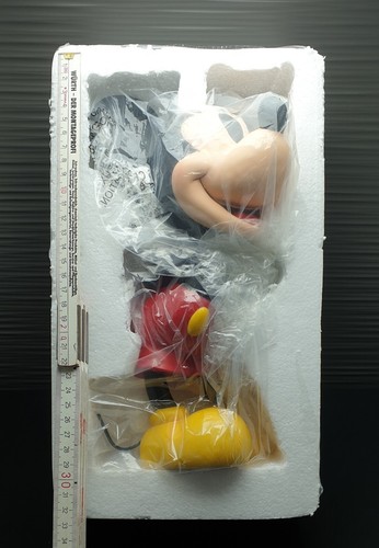 Disney Showcase "Mickey Mouse" by ENESCO 6013276 + OVP + UNDISPLAYED - Bild 4 von 4