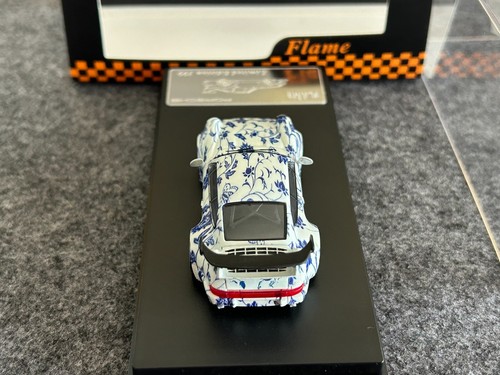 Flame 1/64 Porsche Wide-body Luminous Blue and White Car Model 993/964 RWB - Picture 17 of 20