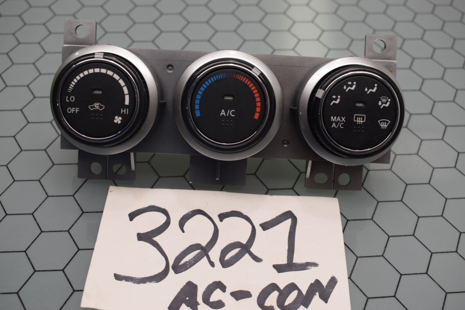 10 11 12 Nissan Sentra AC and Heater Control Used Stock #3221-AC