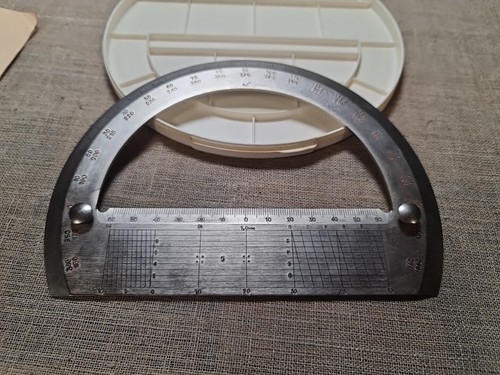 Vintage USSR Geodetic protractor type TG-A is an engineering device. 1984 - Picture 2 of 11