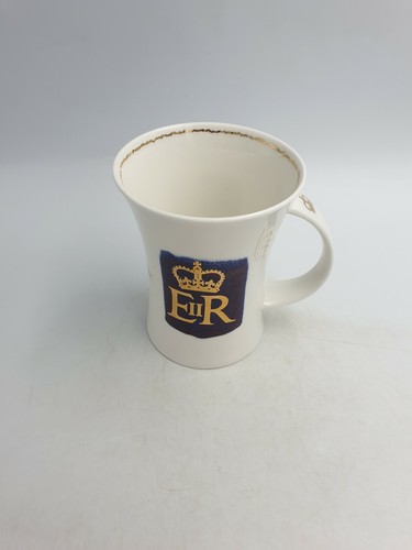 DUNOON QUEEN ELIZABETH II GOLDEN JUBILEE 1952-2012 FINE BONE CHINA MUG- BNIB - Picture 8 of 12