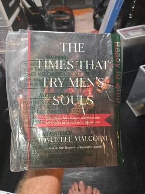 Times That Try Men's Souls : The Adams, the Quincys, and the Battle for Loyalty