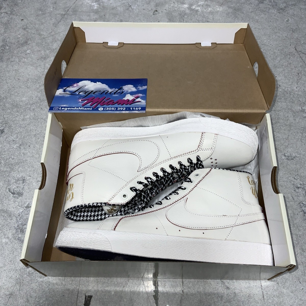 未使用 NIKE × WELCOME SKATEBOARDING【G】. Nike SB - Blazer Mid QS Shoes | Sail White Dark Beetroot
