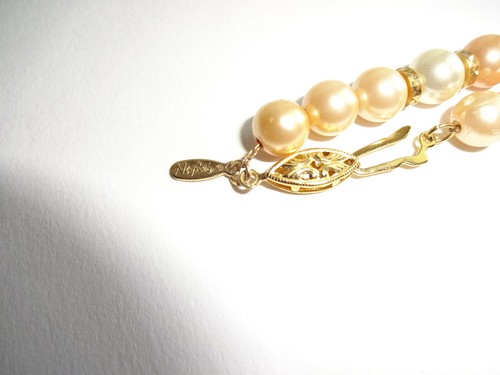 3 Pc Faux Pearl Napier Necklace & Pierced Earrings Set Peach White Marked Script - Picture 6 of 6