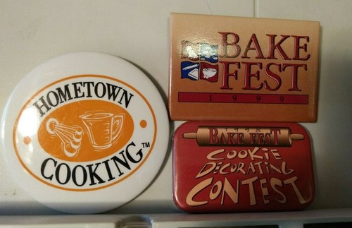 Collectible Rare Baking & Cooking Advertising Buttons / Pins - Picture 6 of 10