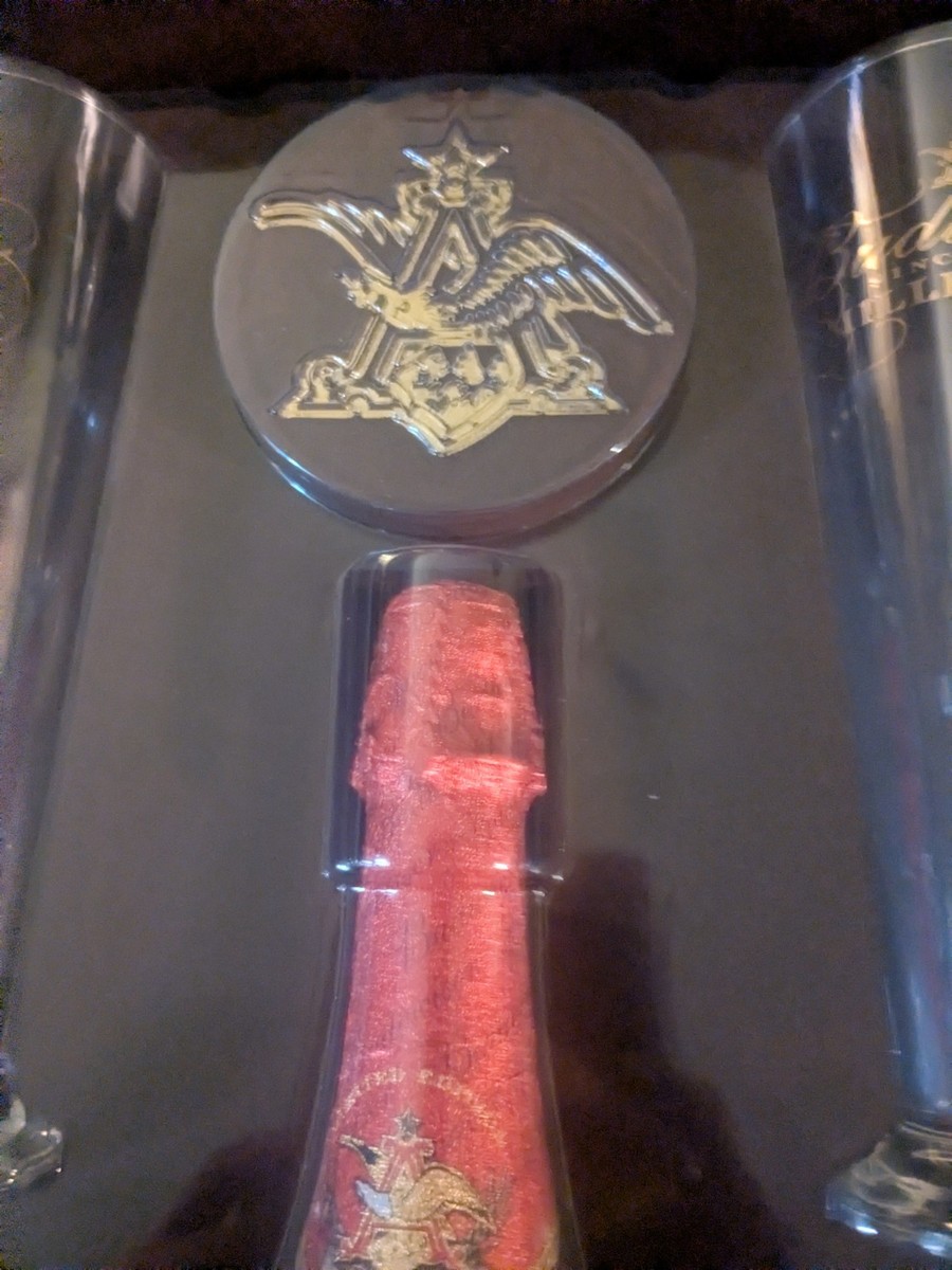 BUDWEISER MILLENNIUM Limited Edition Set Bottle & Four Glasses w