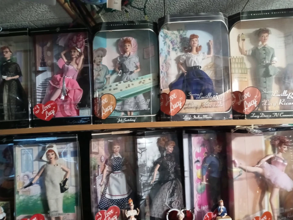 I Love Lucy barbie collection lot of 19 -all factory-sealed in their original pa - Image 2 of 4