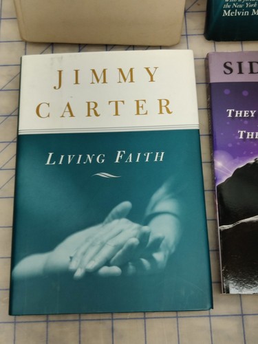 4 livres voir description pour titres et auteurs - Photo 2/13