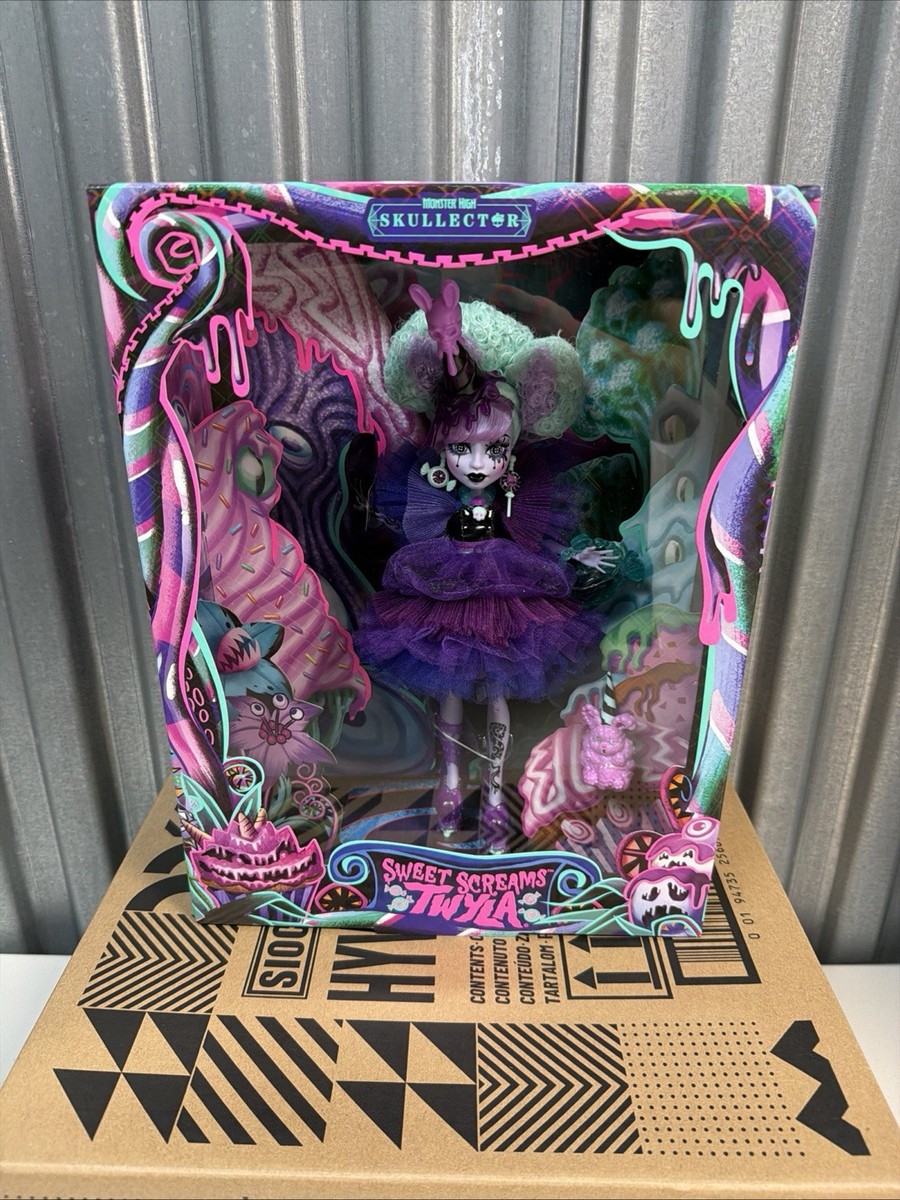 Monster High Exclusive Sweet Screams Twyla Doll Skullector BRAND