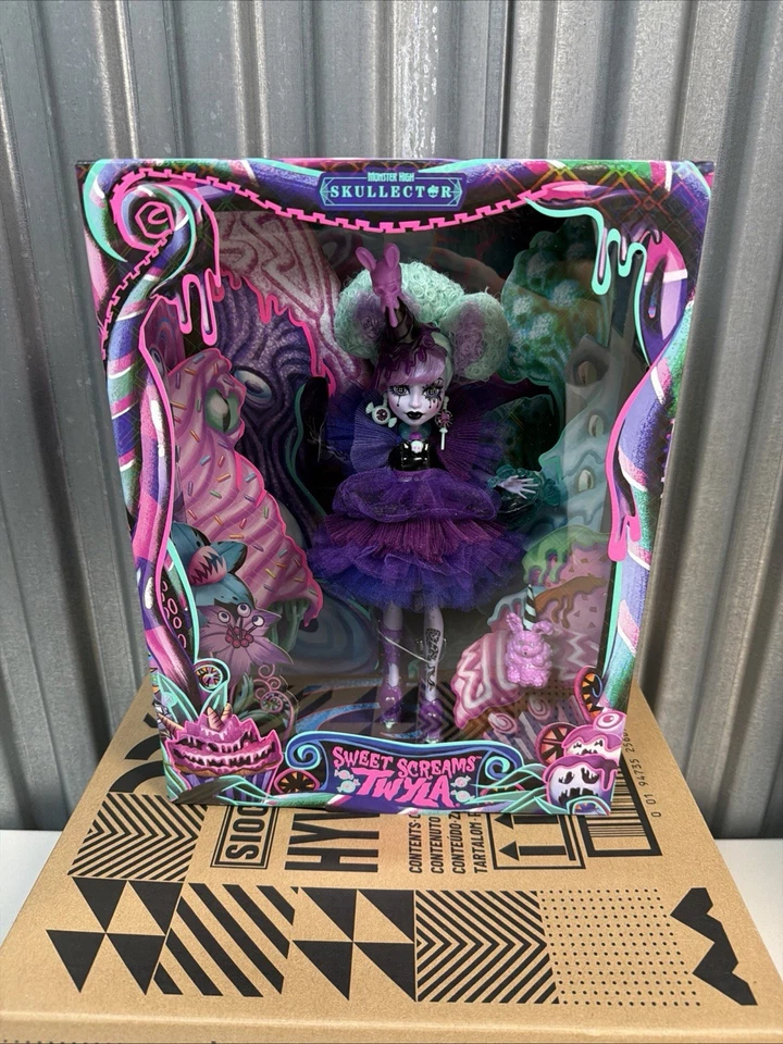 Muñeca Skullector Sweet Screams Twyla exclusiva de Monster High SELLADA Foto 2 de 4