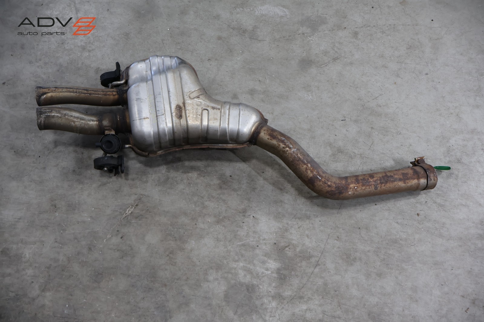 2006 - 2012 BENTLEY CONTINENTAL EXHAUST SYSTEM REAR RIGHT SIDE MUFFLER OEM