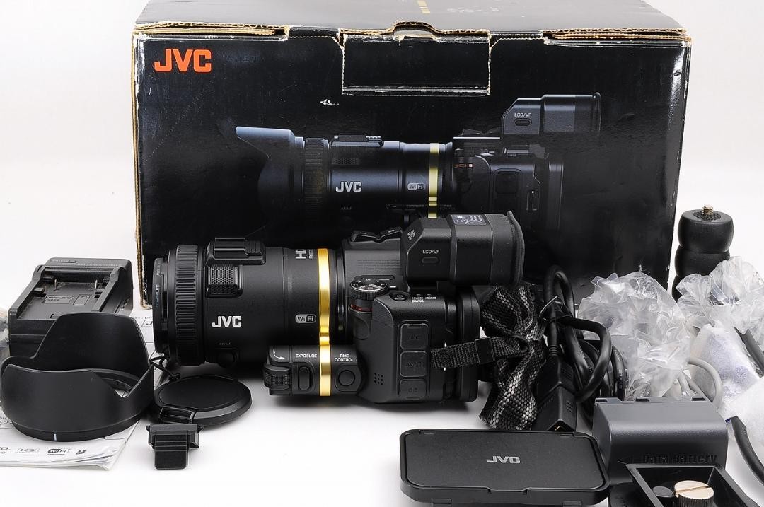 JVCビデオカメラ　GC-YJ40 JVC GC-YJ40 Video Camera with Accessories Tested Working | eBay