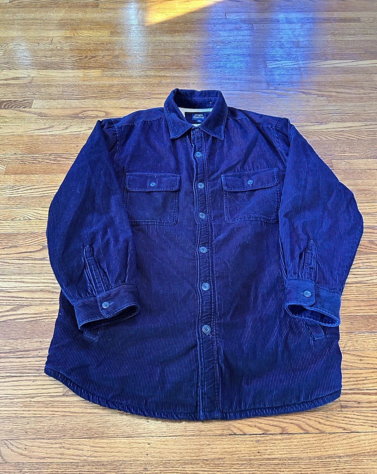 High Sierra Mens Blue Corduroy XL Fleece Lined Jacket Button Up Long Sleeve
Opens in a new window or