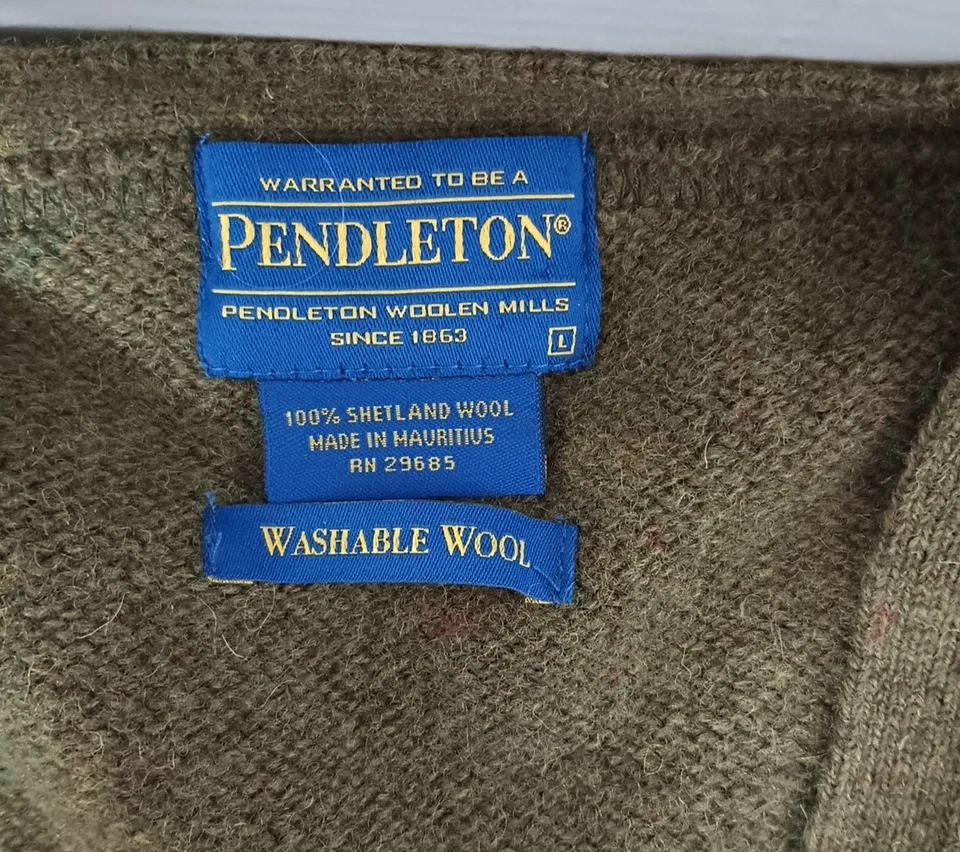 New Pendleton L Men's Sweater Shetland Wool Green Cardigan Buttons & Pockets - Image 3 of 4