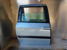 Porte arrière et accessoires Peugeot 807