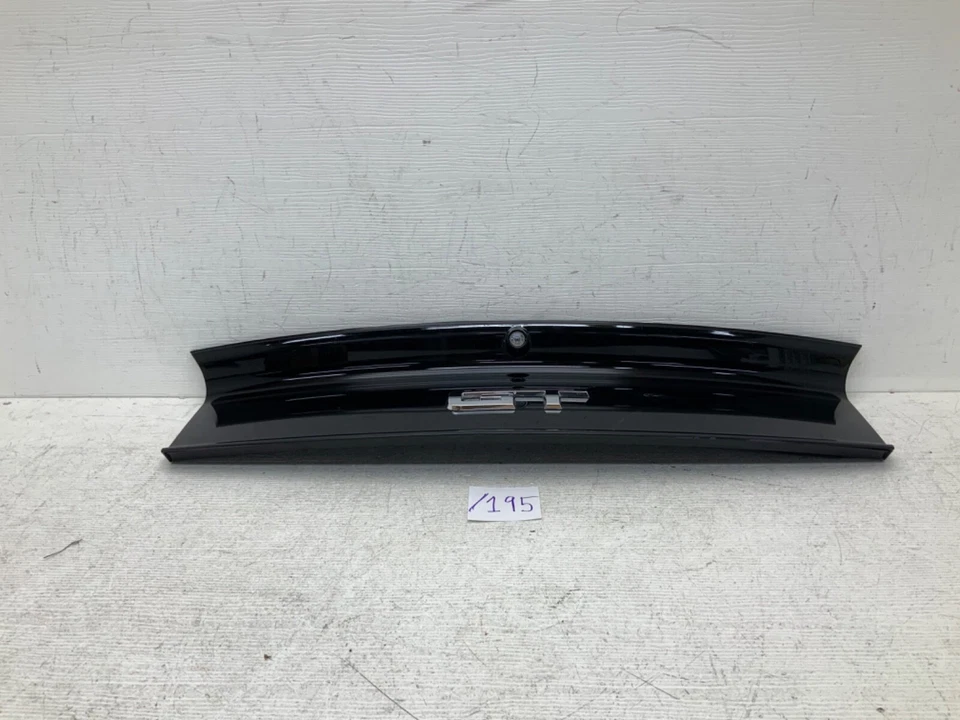 2015 2016 2017 FORD MUSTANG GT BLACK REAR TRUNK DECK LID WITH CAMERA OEM - Image 4 of 4