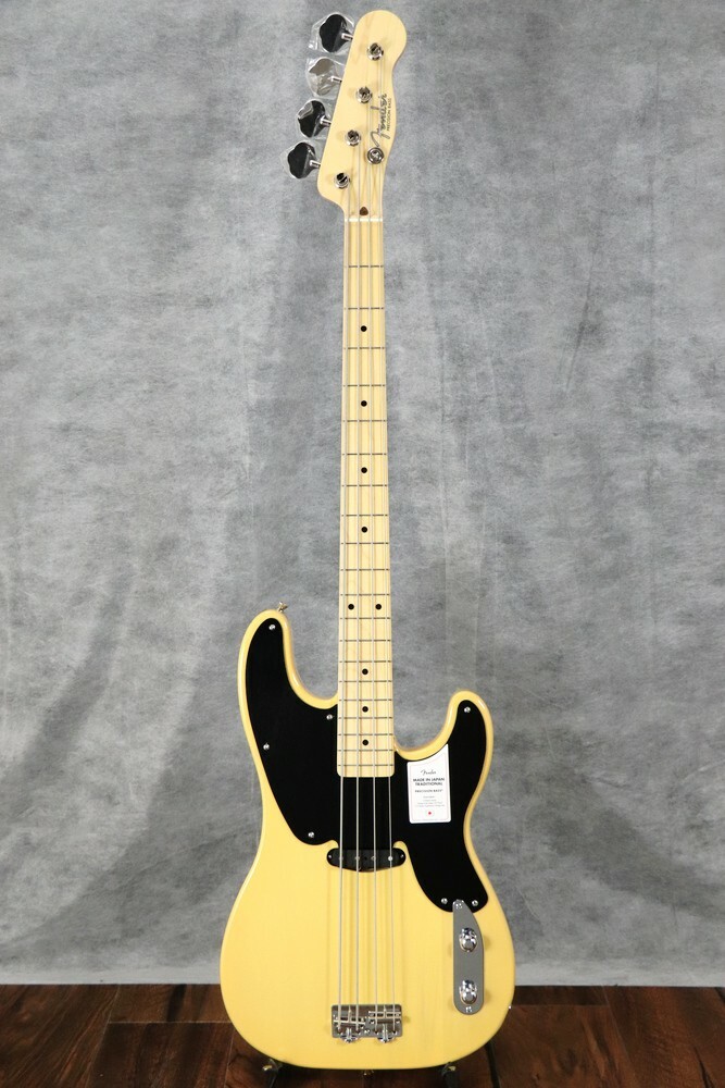 Fender Japan Precision Bass アイボリー 1984-87 Fender Japan PB-62 Precision Bass - Olympic white
