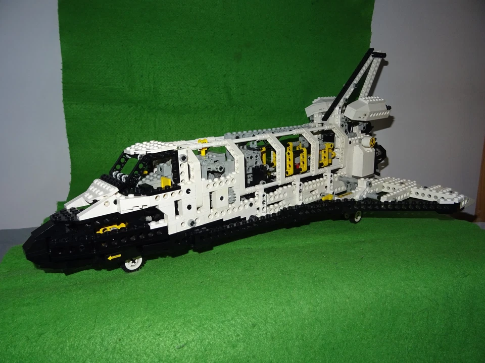 LEGO Technic 8480 Space Shuttle, photo 1 sur 5