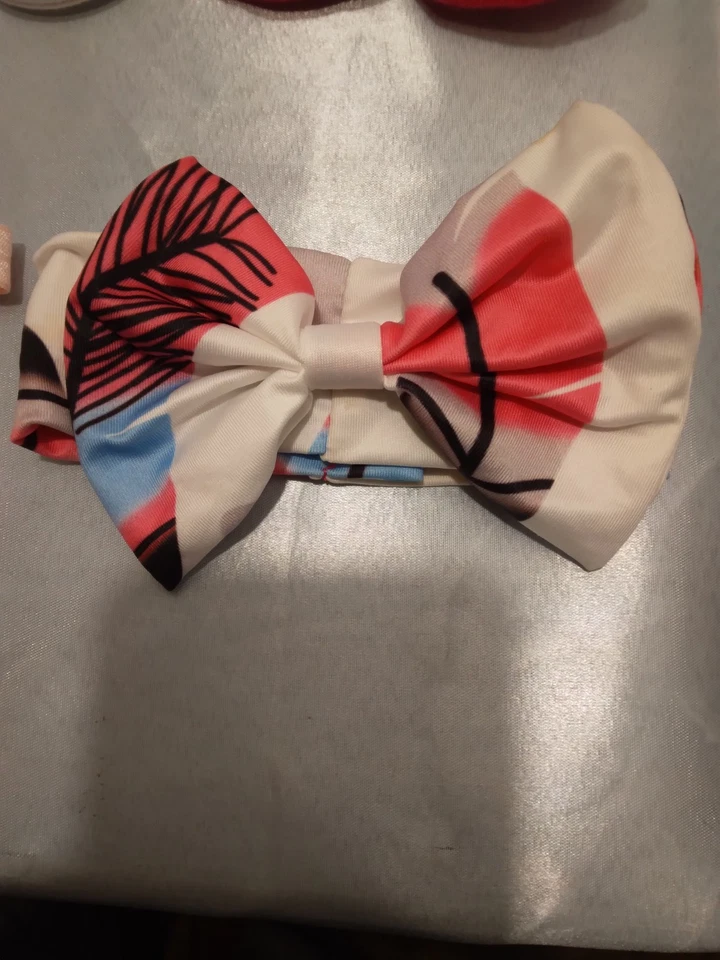 Lot of 11 Newborn Infant Baby Girl Bow Headbands 1 Set Of Shoes And Pair Of Sock - Image 2 of 4