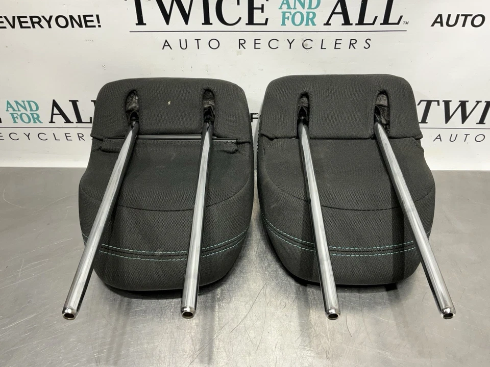 Juego de 2 costuras de tela negra reposacabezas asiento trasero Chevy Trax 2013-2019  Foto 3 de 4