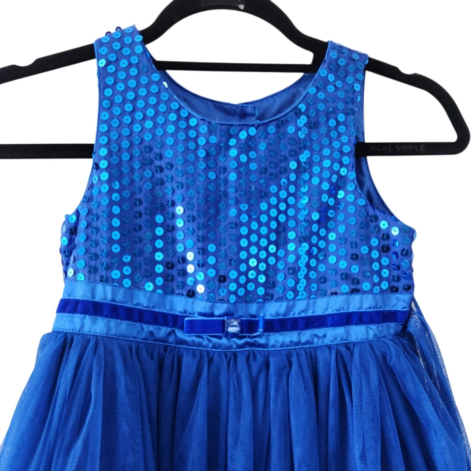 Vestido extravagante de lantejoulas azuis Bloome Girls tamanho 8 vestido de Natal sem mangas - Imagem 3 de 4