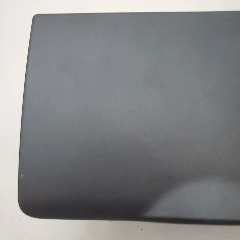 Portavasos Toyota Camry 2002-2006 consola central delantera OEM 55620-AA010 gris oscuro Foto 3 de 4