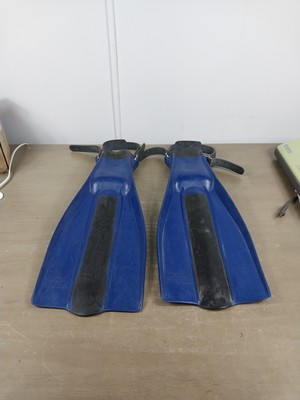 Scuba IDI Power Fin FROGFOOT  BLUE/BLACK MEDIUM Professional Open Back 