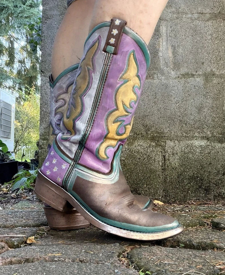 Vintage Old West Cowboy Boots Hand Painted Gold Glitter Men Size 9 One Of A Kind - Image 2 of 4