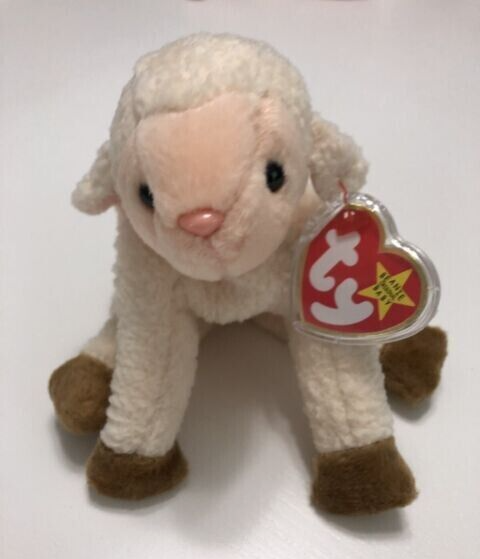 TY BEANIE BABY EWEY - LAMB - MINT CONDITION - RETIRED WITH TAGS