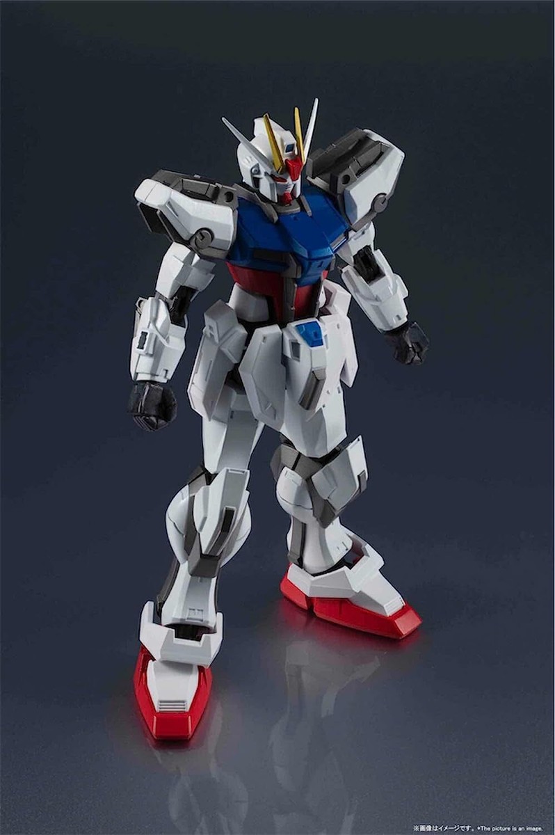 GUNDAM UNIVERSE 機動戦士ガンダムSEED GAT-X105 STRIKE GUNDAM 約150mm ABS&amp;PVC製 塗装済み可動フィギュア Amazon | TAMASHII NATIONS GUNDAM UNIVERSE 機動戦士ガンダム