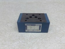 Bosch 0 811 020 025 Manifold Check Valve Block 0811020025 (TSC)