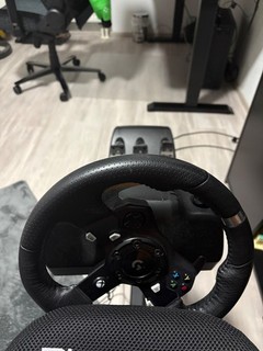 Logitech G920 Driving Force Rennlenkrad für Xbox One/PC (941 000123)