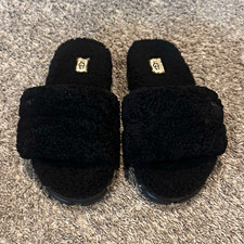 UGG Fluff Yeah Slides Black Sheepskin Size 7 NEW