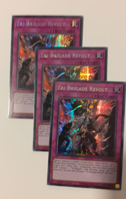 3 x Tri-Brigade Revolte (PLAYSET) SECRET RARE 1. Auflage VLP MP21-DE212