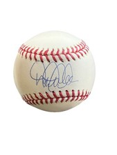 How to Know You're Buying Authentic Autographed Sports Memorabilia 3