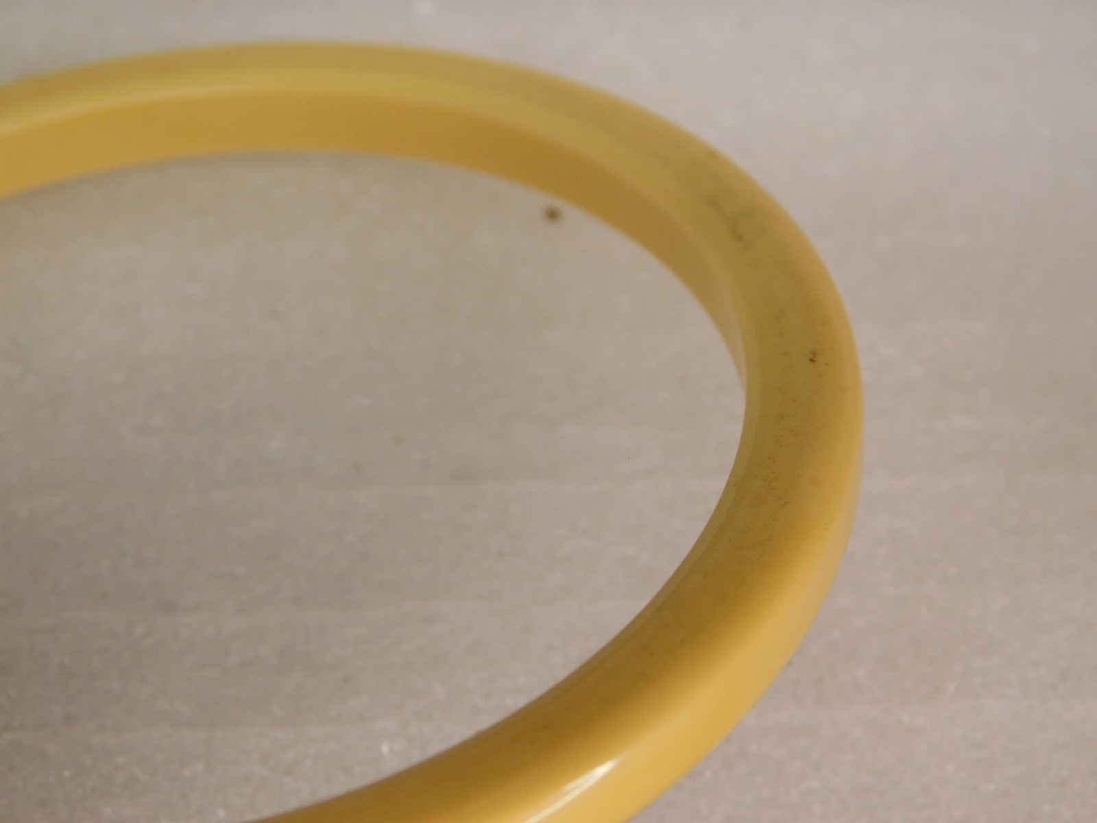 Old Bakelite Bangle Bracelet - image 2