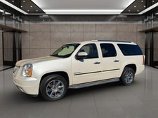2013 GMC Yukon XL 1500 Denali Sport Utility 4D