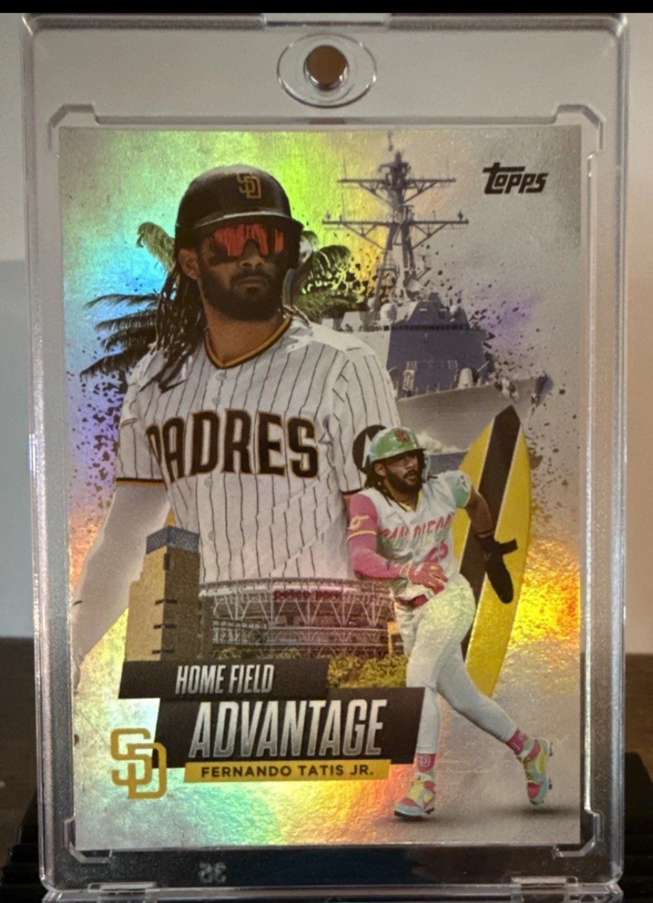 2025 Topps Home Field Advantage Fernando Tatis Jr. Case Hit SSP HA-10 Padres
