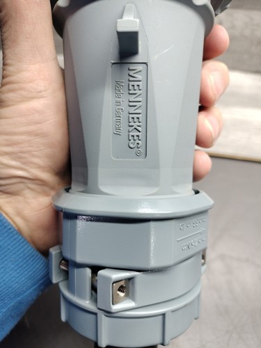 Mennekes ME460P9W-1109 Hermético 3 Fases Pin y Manguito Enchufe 250VAC 60A 4W - Imagen 4 de 7