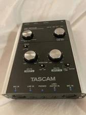 Tascam US-122MK II USB 2.0 2-channel Audio/MIDI Interface Used TESTED W/CABLE